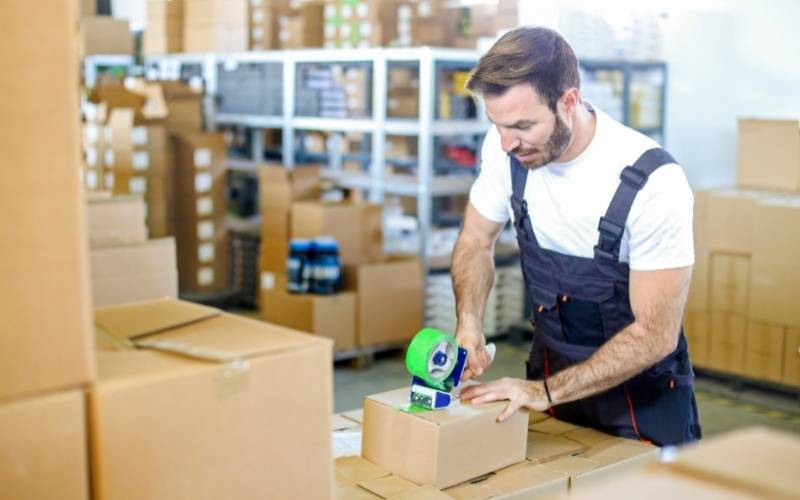 Packing Operator Jobs in Canada – EQI Canada Warehouse Hiring